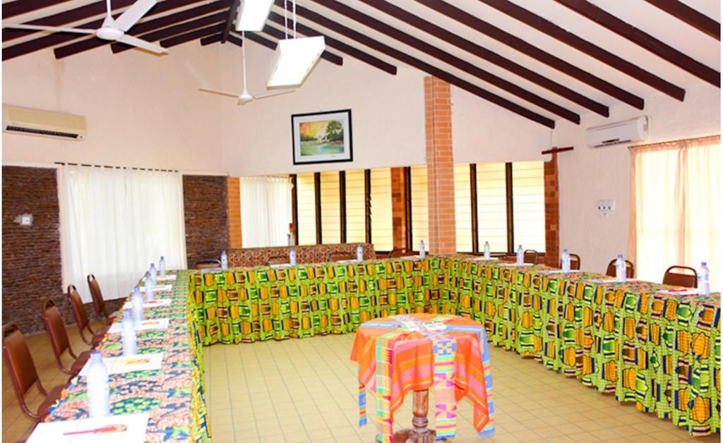 Afrikiko River Front Resort Akosombo Extérieur photo