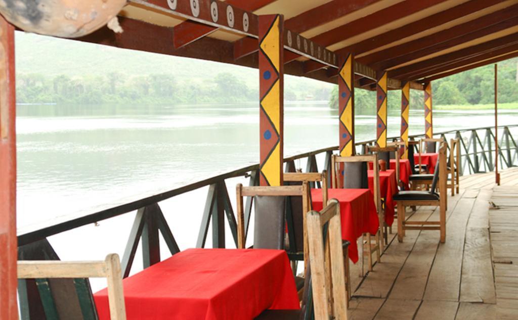 Afrikiko River Front Resort Akosombo Extérieur photo